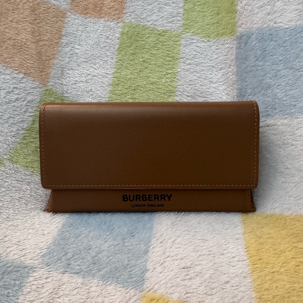 Burberry Brown Sunglasses Clutch